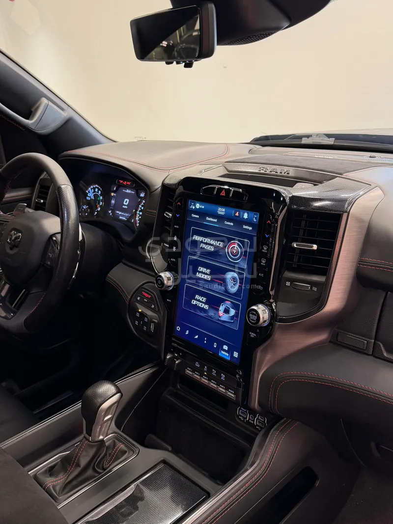 2022 دودج رام تي ار اكس