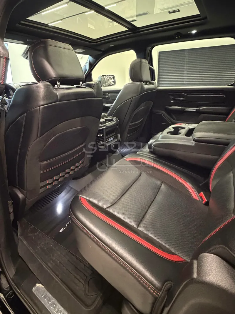 2022 دودج رام تي ار اكس