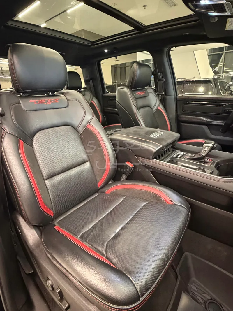 2022 دودج رام تي ار اكس