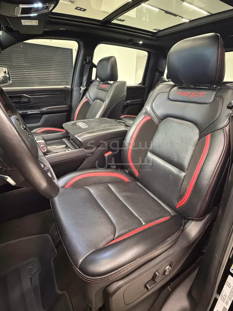 2022 دودج رام تي ار اكس