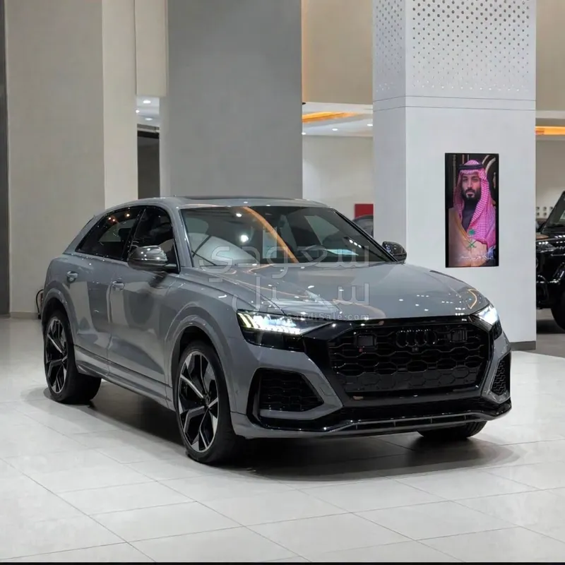 2022 اودي كيو 8 أر إس