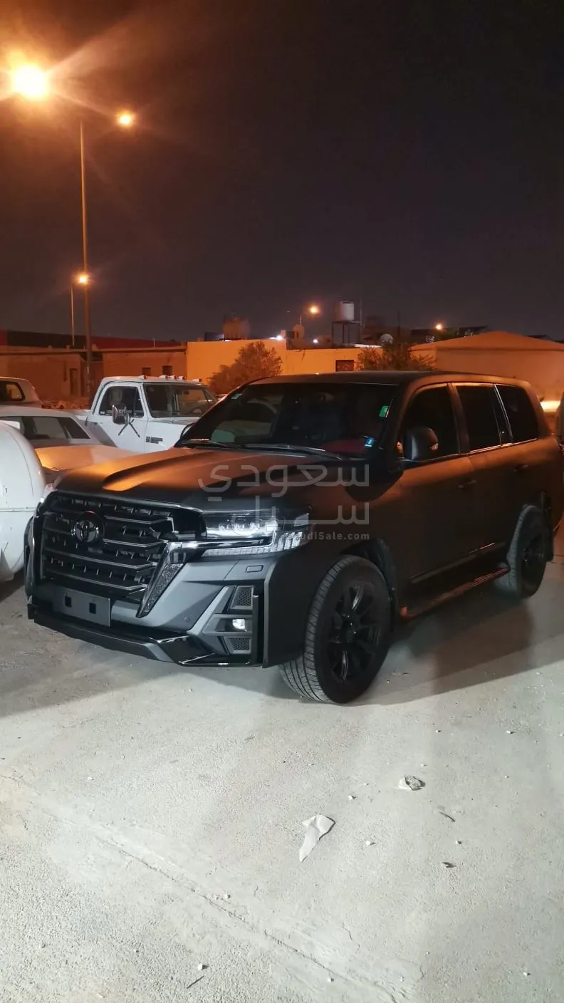 2019 تويوتا لاند كروزر جي اكس ار