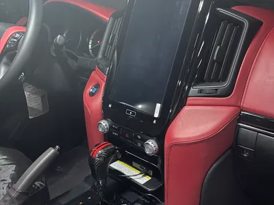 2019 تويوتا لاند كروزر جي اكس ار