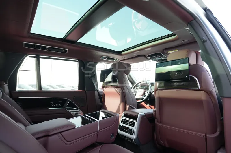 2026 لاند روفر رينج روفر اوتوبيوغرافي