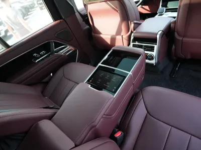 2026 لاند روفر رينج روفر اوتوبيوغرافي