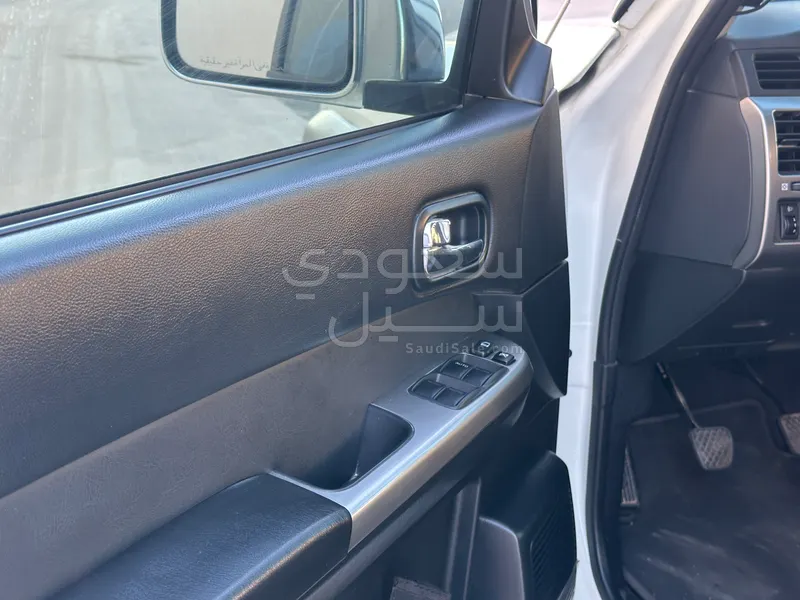 2022 نيسان باترول سفاري