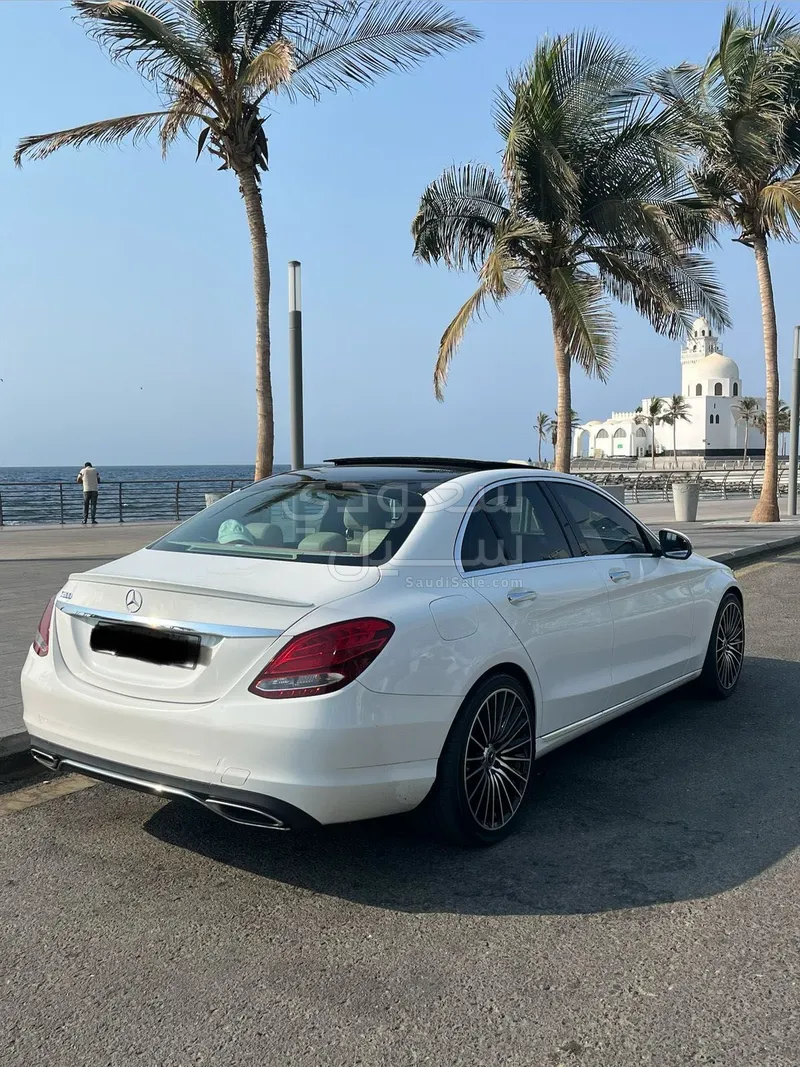 2016 مرسيدس - بنز سي 300