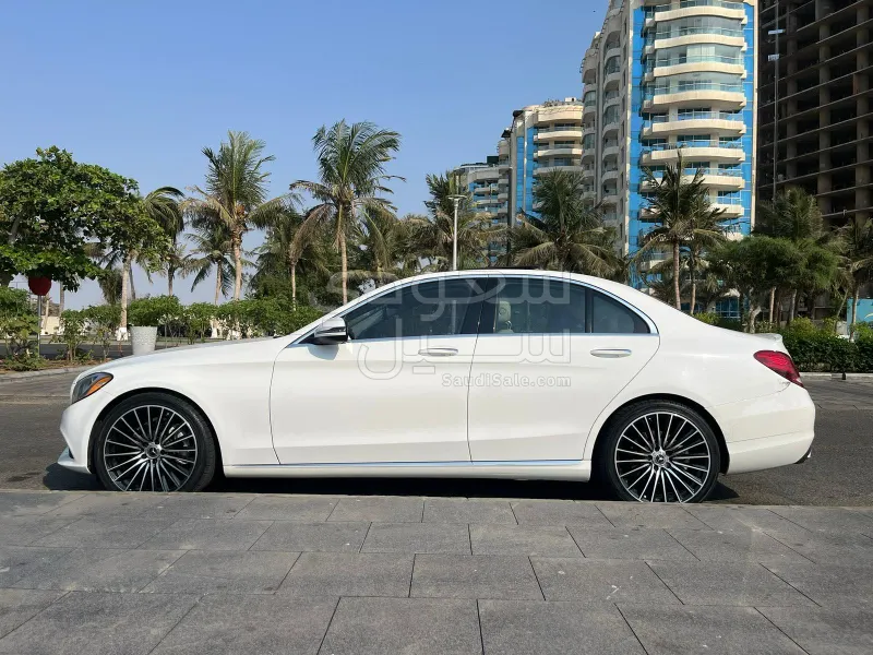 2016 مرسيدس - بنز سي 300