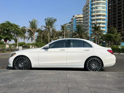 2016 مرسيدس - بنز سي 300