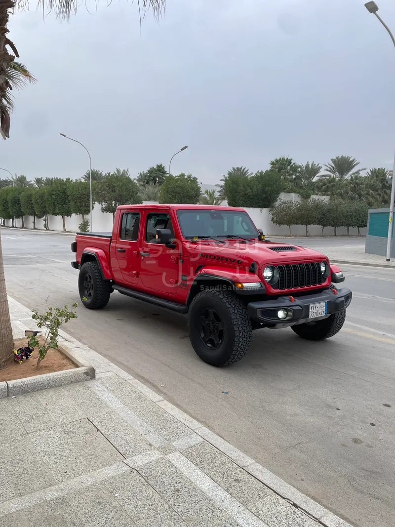 2021 جييب جلادياتور ساند رانر