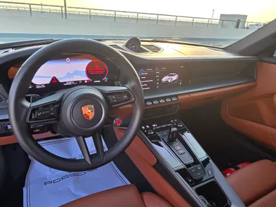 2025 بورش 911 كاريرا