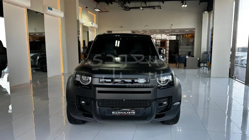 2025 لاند روفر ديفيندر اكس داينمك