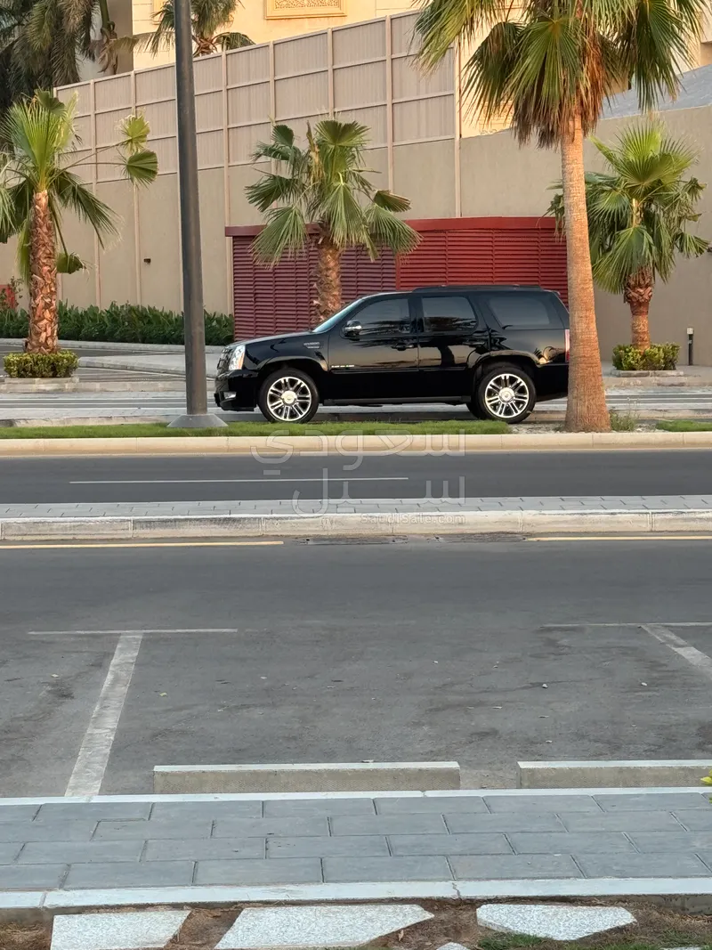 2014 كاديلاك اسكاليد سبورت