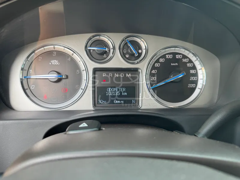 2014 كاديلاك اسكاليد سبورت