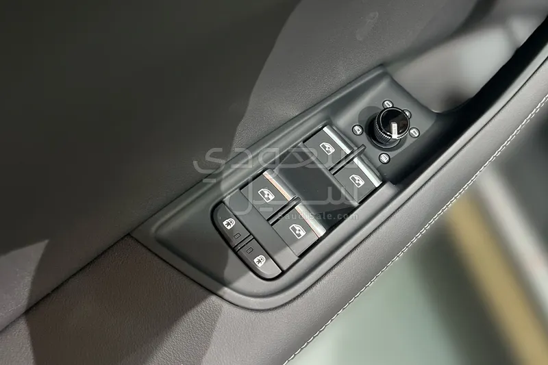 2025 اودي كيو 8 كواترو 55 تي اف اس اي