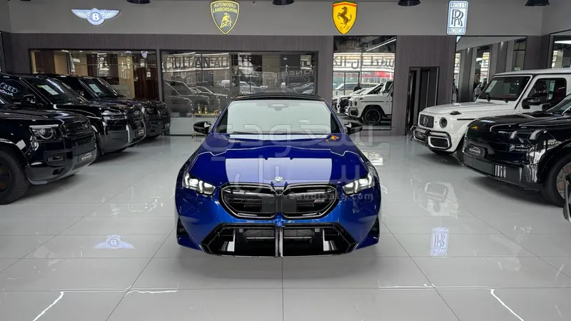 2025 بي ام دبليو الفئة ام إم 5