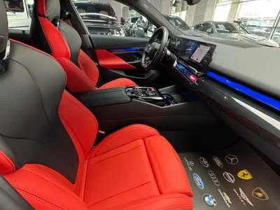 2025 بي ام دبليو الفئة ام إم 5