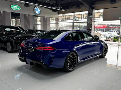 2025 بي ام دبليو الفئة ام إم 5