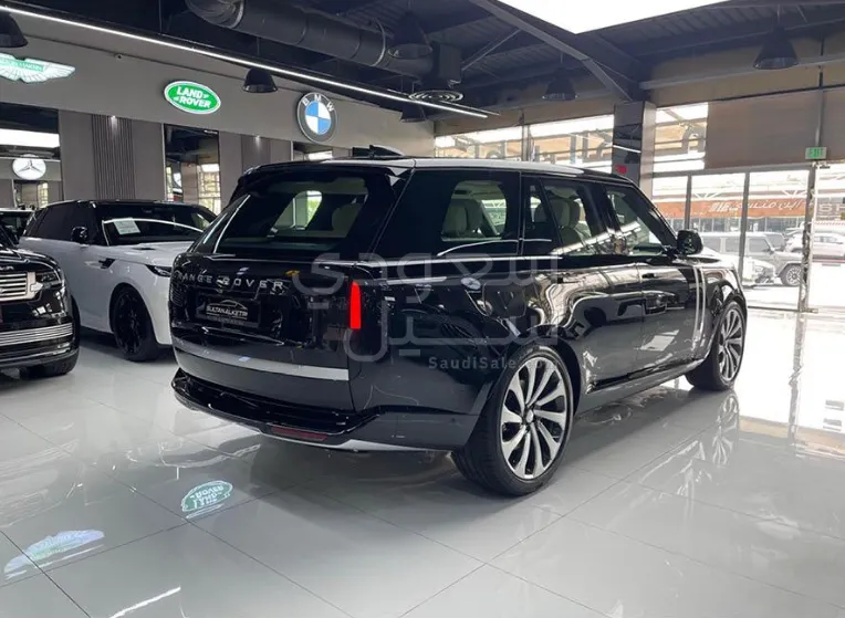 2025 لاند روفر رينج روفر اوتوبيوغرافي فرست اديشن