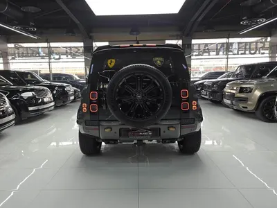 2025 لاند روفر ديفيندر اوكتا