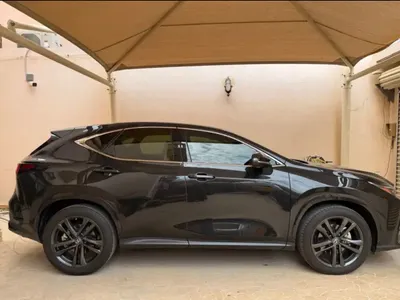 2024 لكزس إن إكس 350