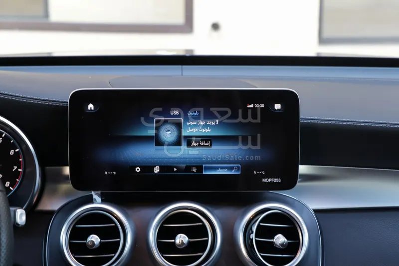 2021 مرسيدس - بنز جي إل سي 200 اي ام جي