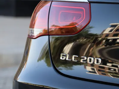 2021 مرسيدس - بنز جي إل سي 200 اي ام جي