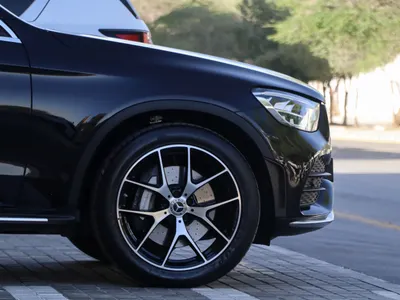 2021 مرسيدس - بنز جي إل سي 200 اي ام جي