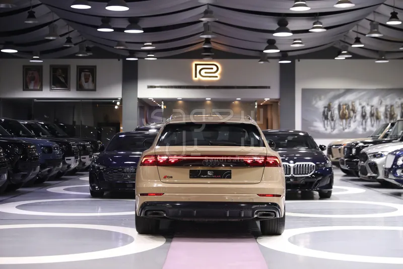 2025 اودي كيو 8