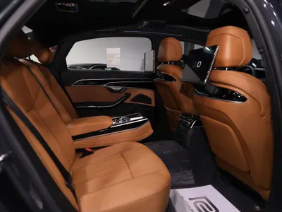 2026 اودي اي 8 ال