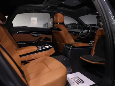 2026 اودي اي 8 ال