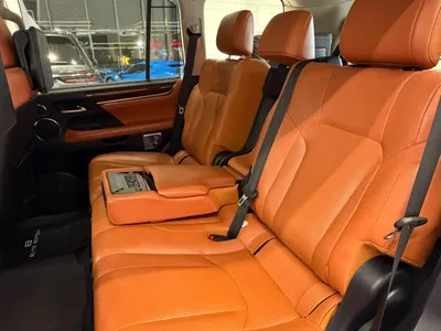 2016 لكزس إل إكس 570