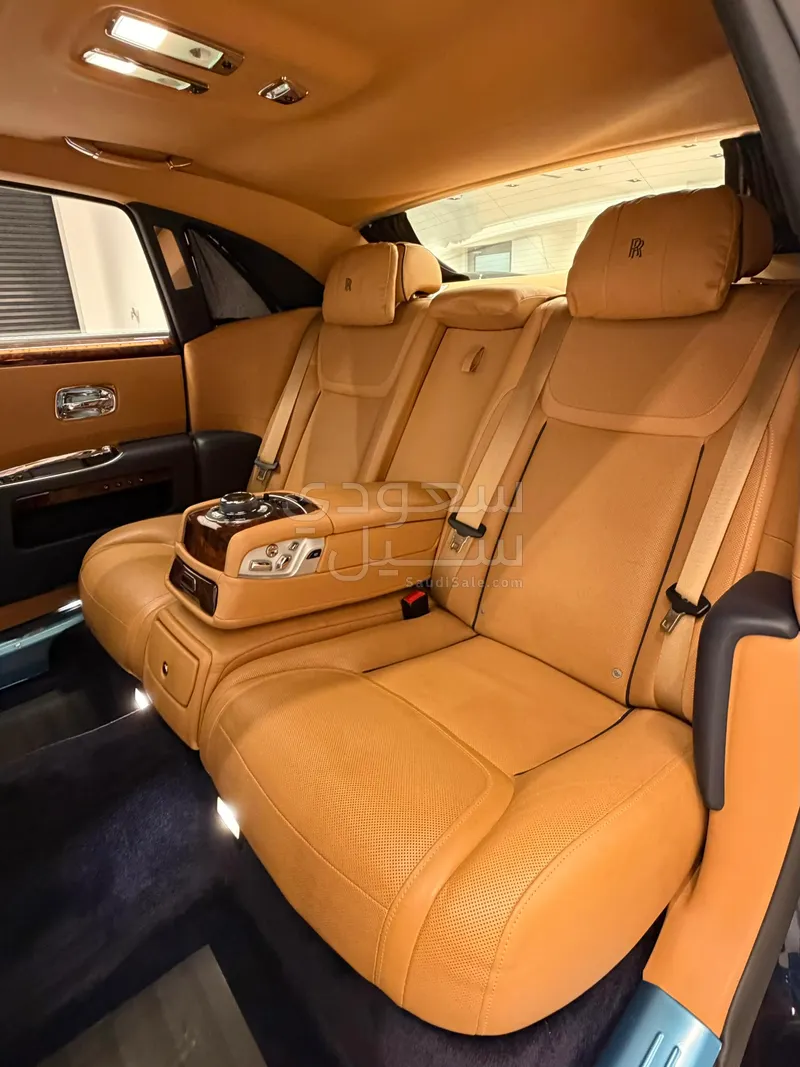 2017 رولز رويس قوست