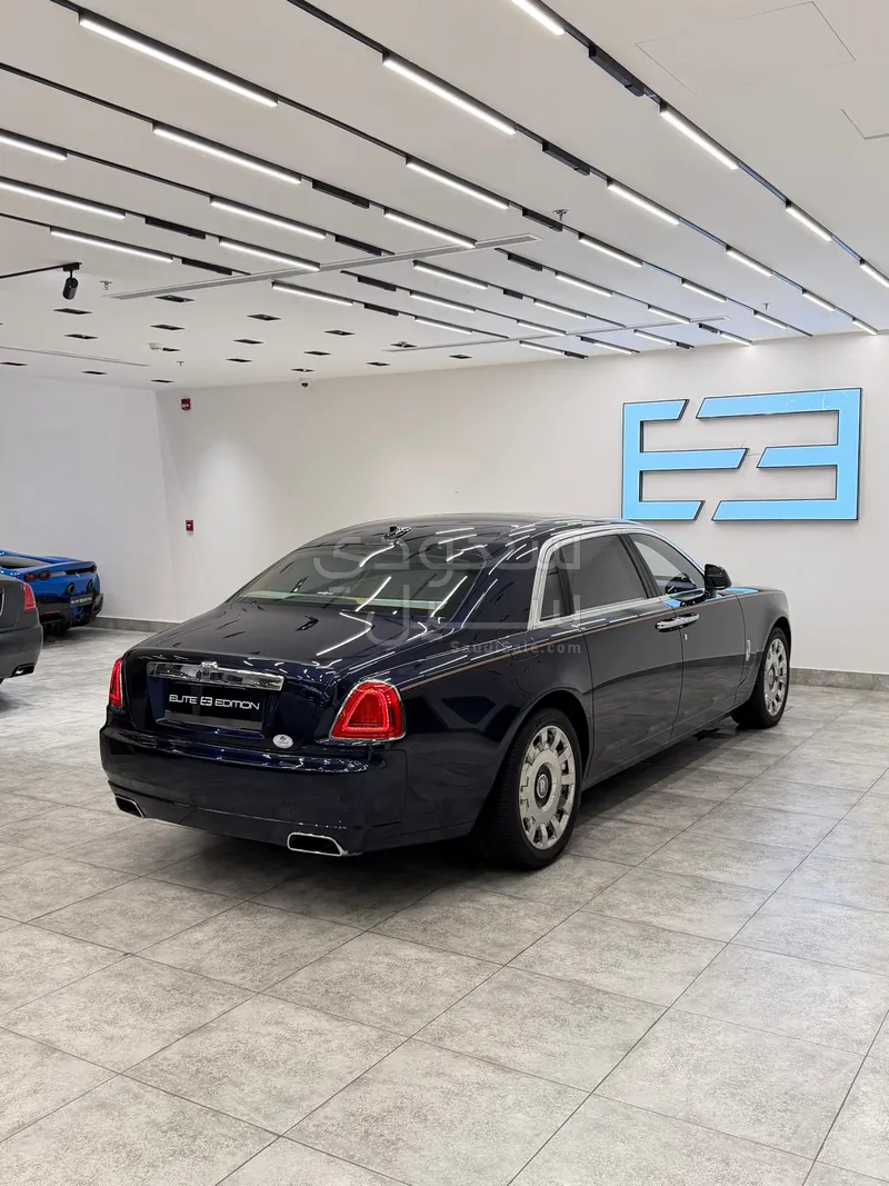 2017 رولز رويس قوست