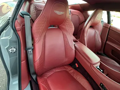 2013 استون مارتن فانكويش