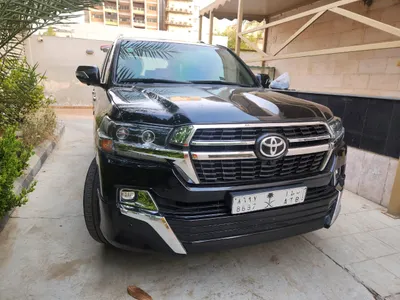 2011 تويوتا لاند كروزر جي اكس ار