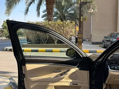 2013 بي ام دبليو الفئة الخامسة 520 أي