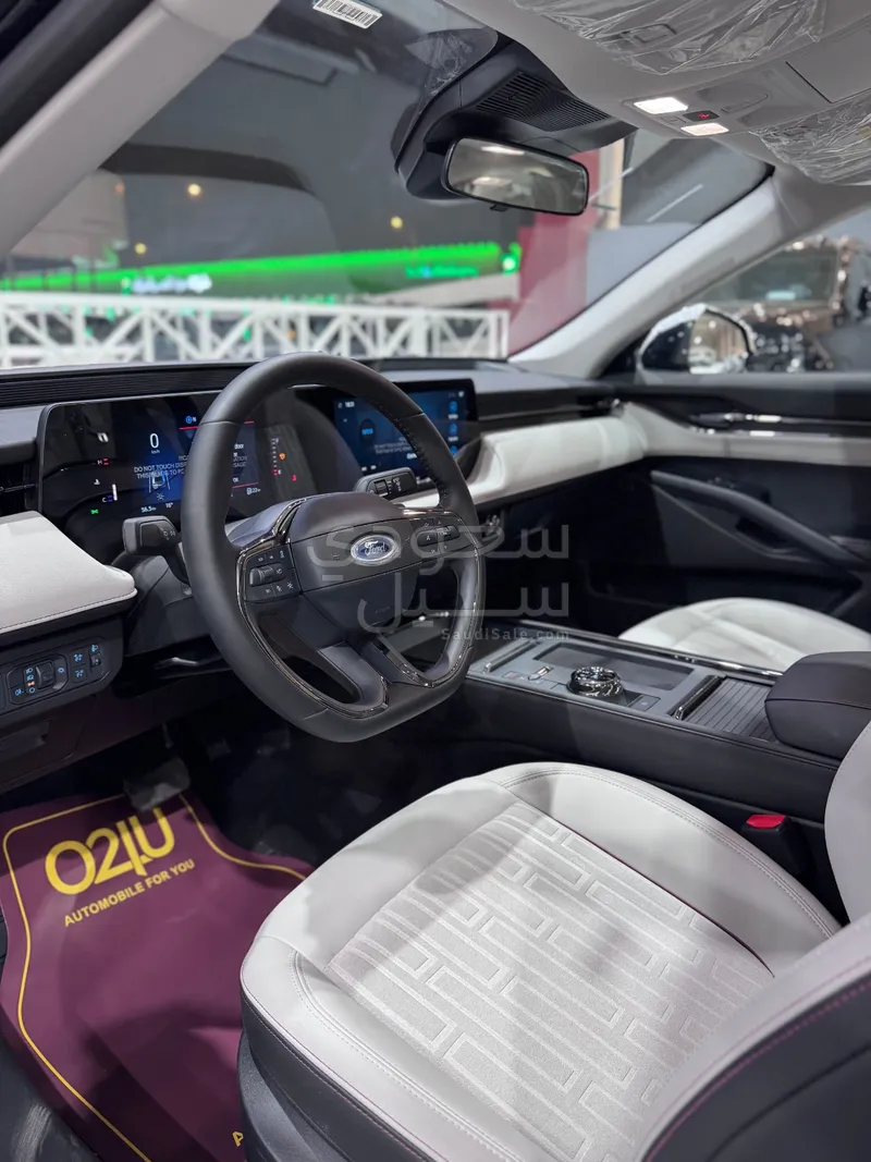 2026 Ford Taurus Trend