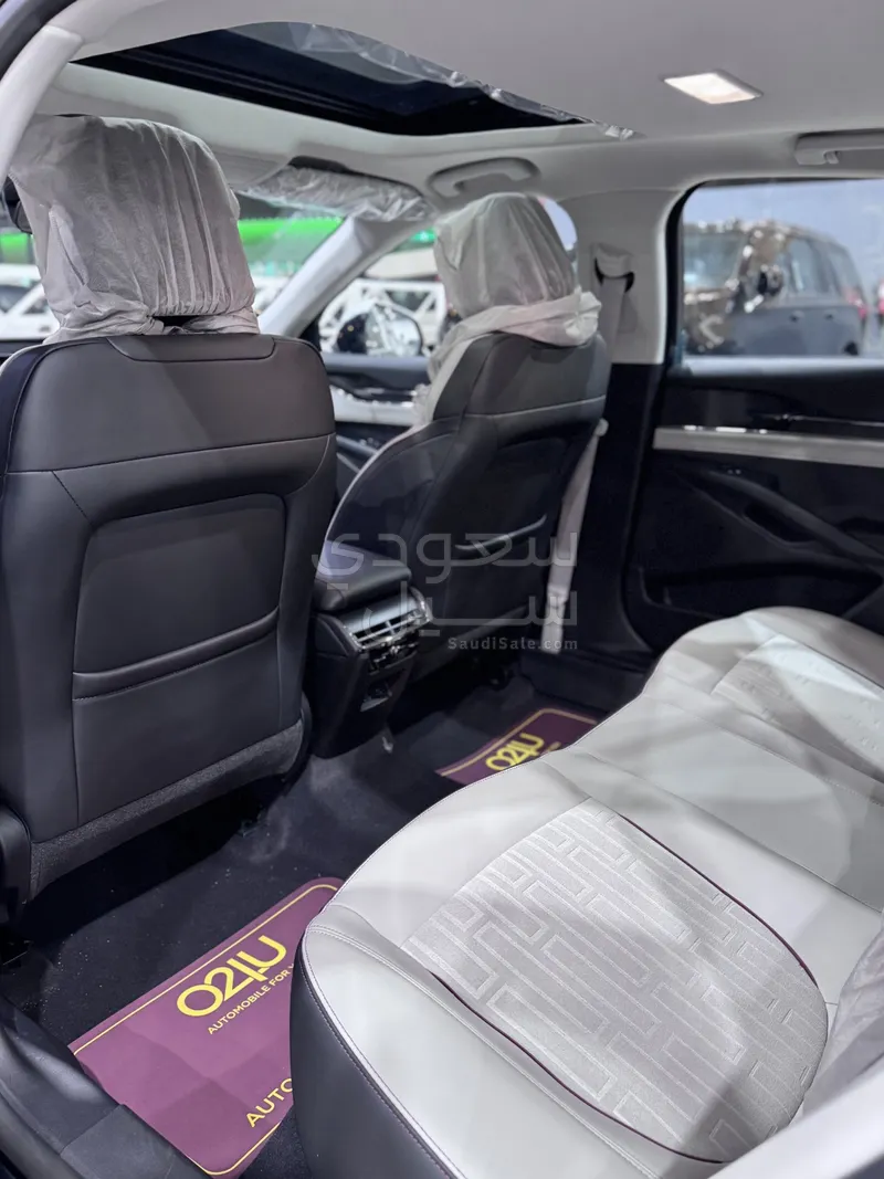 2026 Ford Taurus Trend