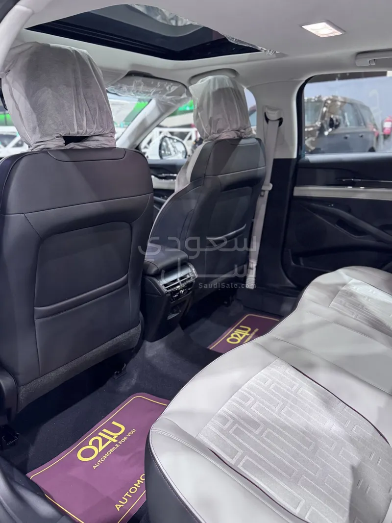 2026 Ford Taurus Trend