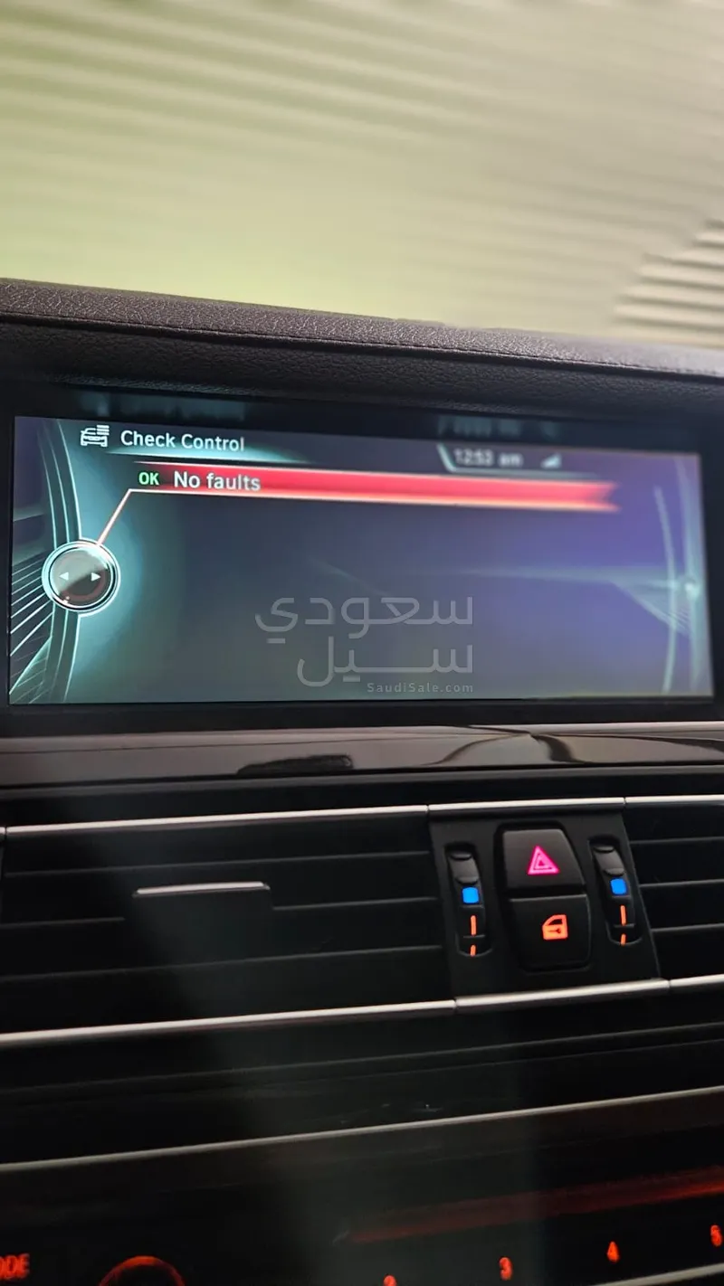 2014 بي ام دبليو الفئة السابعة 730 إل أي