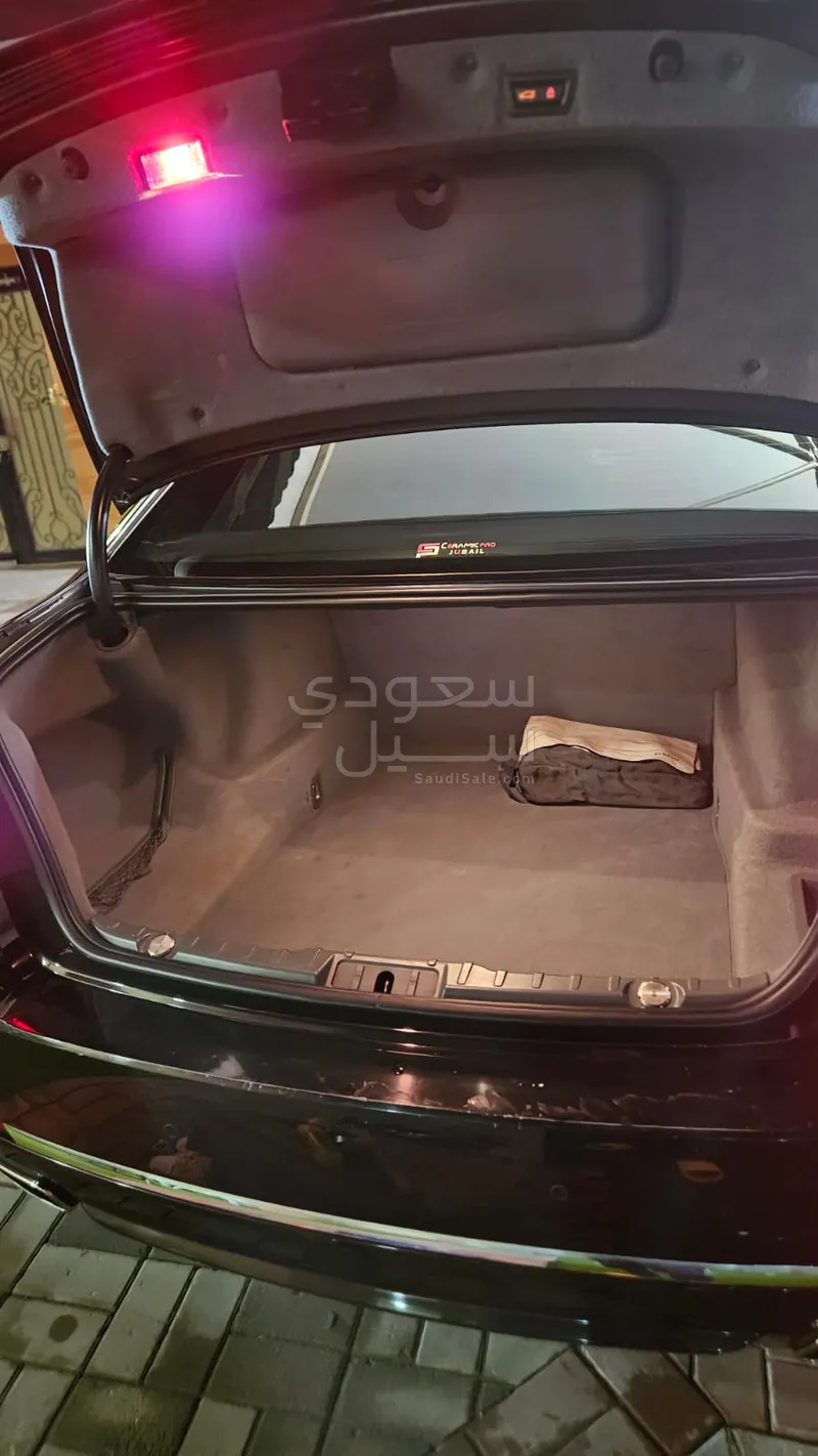 2014 بي ام دبليو الفئة السابعة 730 إل أي