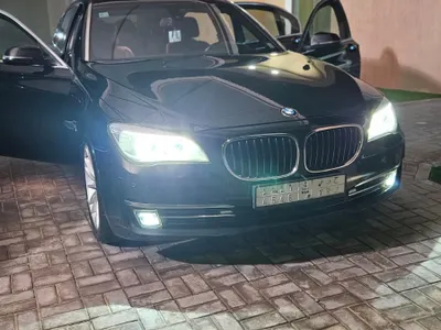 2014 بي ام دبليو الفئة السابعة 730 إل أي