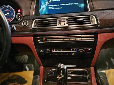 2014 بي ام دبليو الفئة السابعة 730 إل أي