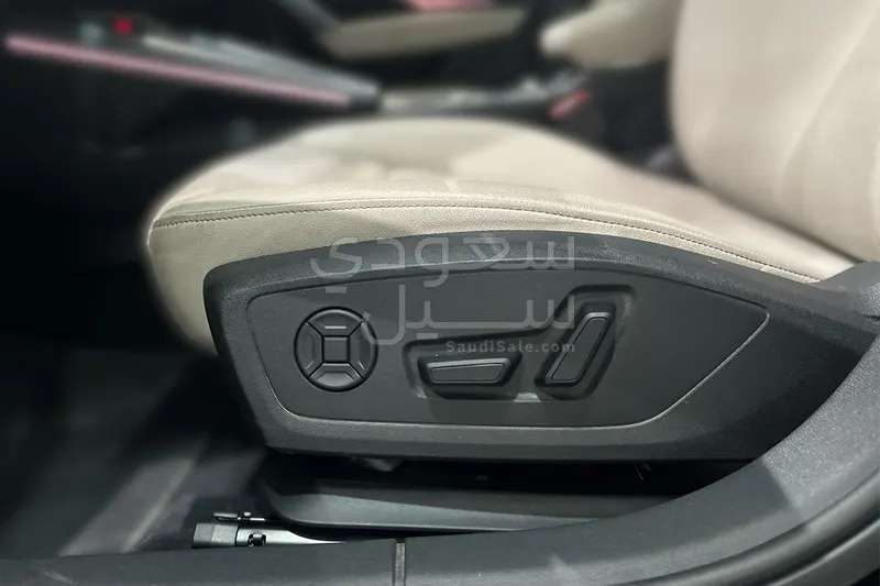 2025 اودي اي 3 30 تي اف اس اي