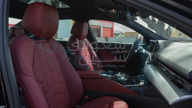 2026 بي ام دبليو الفئة الخامسة 530 أي