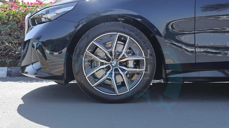 2026 بي ام دبليو الفئة الخامسة 530 أي