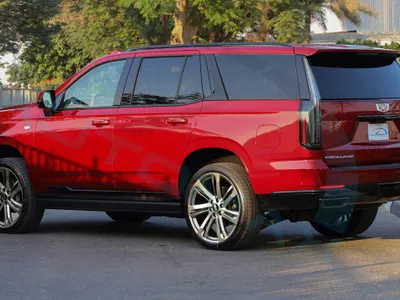 2025 كاديلاك اسكاليد سبورت