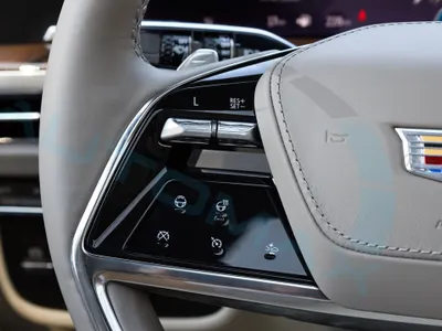 2025 كاديلاك اسكاليد سبورت