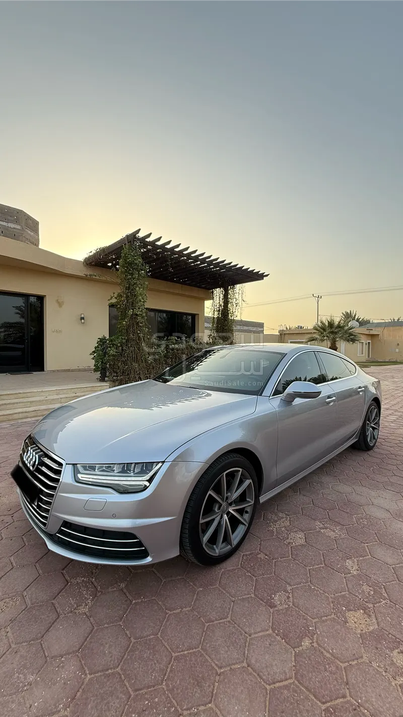 2017 اودي اي 7 35 تي اف اس اي